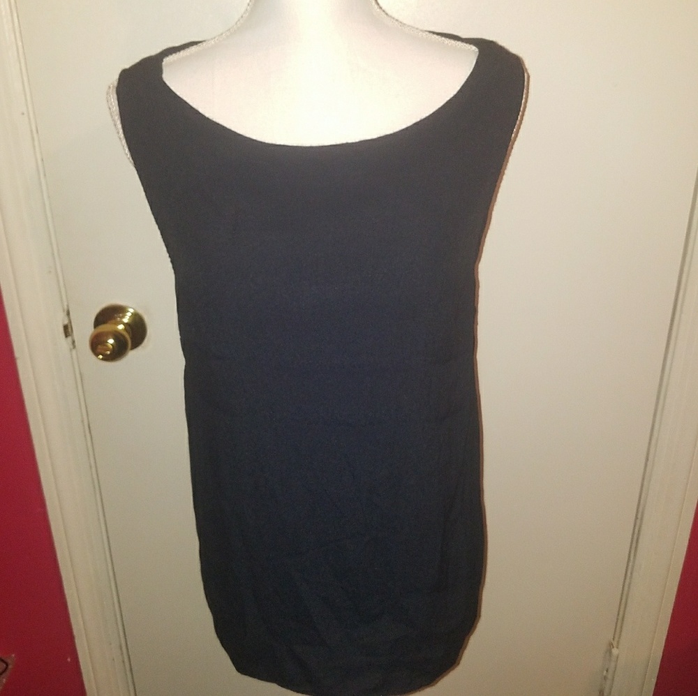Large banana republic dark navy blouse‎